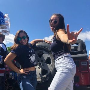 Meet your Posher, Alyssa